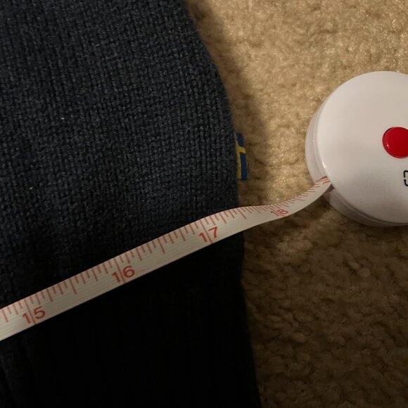 Fjallraven Sweater (very soft wool / not itchy at all) - Picture 9 of 10